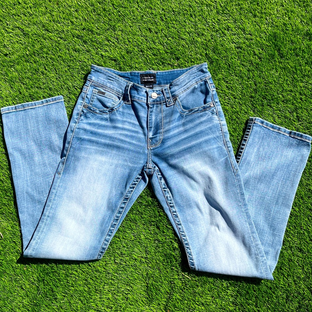 BUCKLE BLACK JEANS